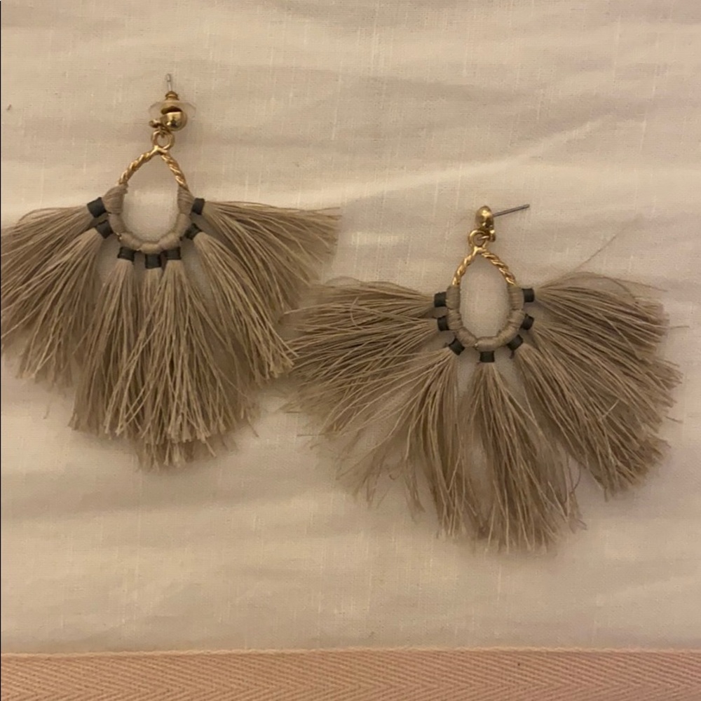 Earings